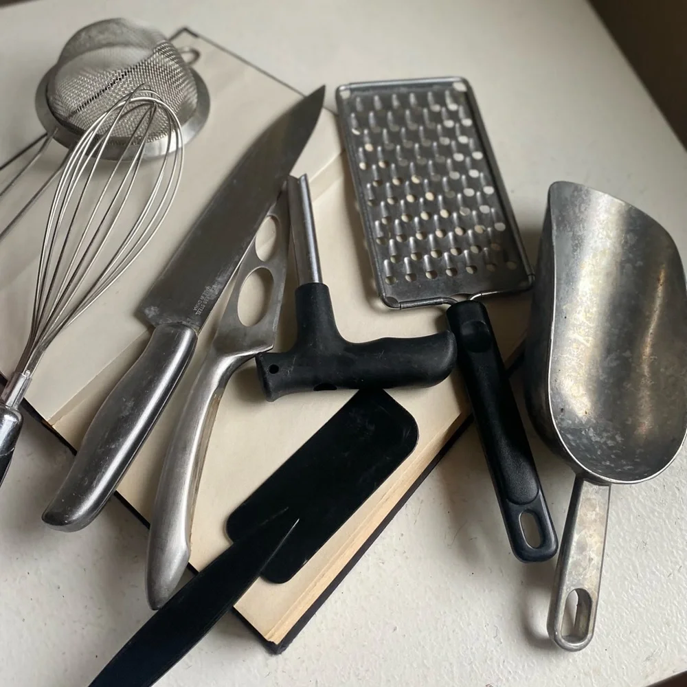 8 pcs Lot of kitchen Utensils tools cooking tools